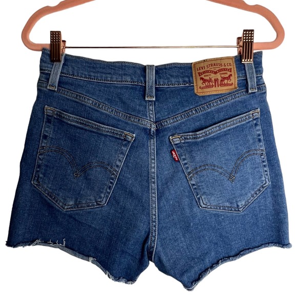 Levi’s high rise distressed shorts - Picture 3 of 11